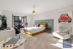 Photo 6- click for photo gallery